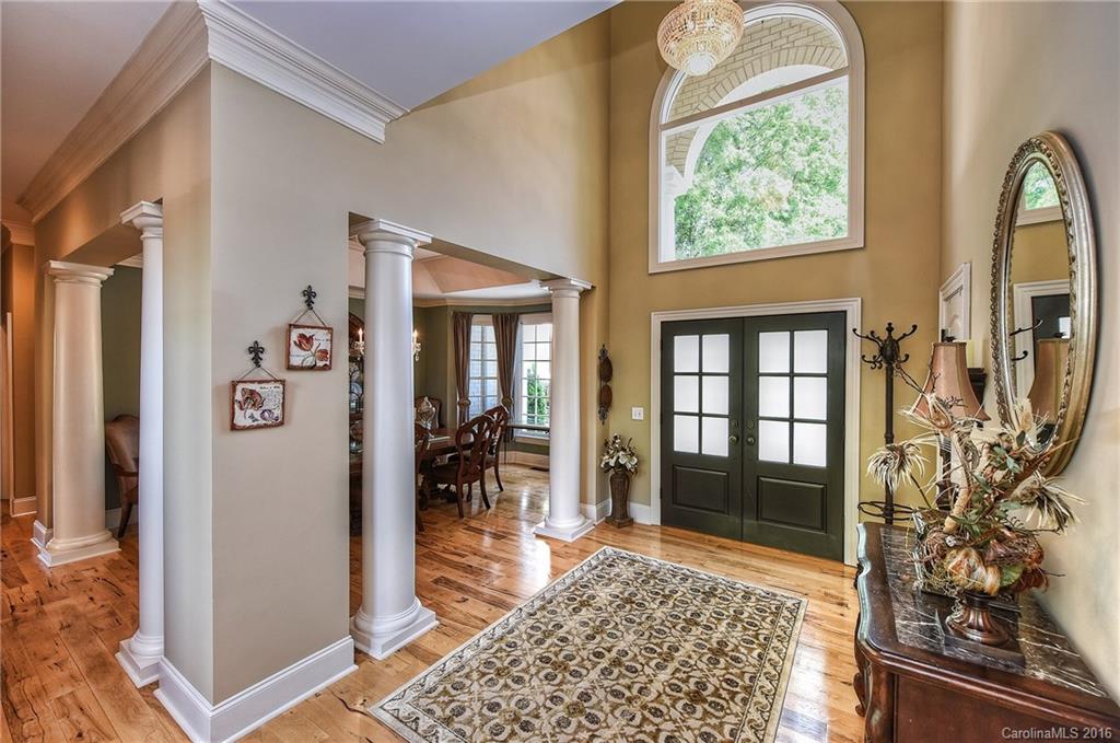 The Peninsula - Residential