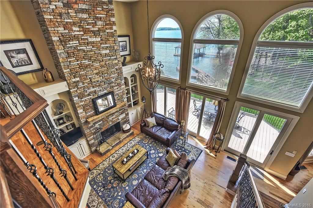 The Peninsula - Residential