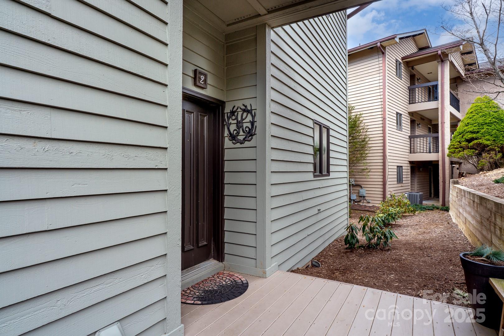 934 Chetola Drive Robin 2
