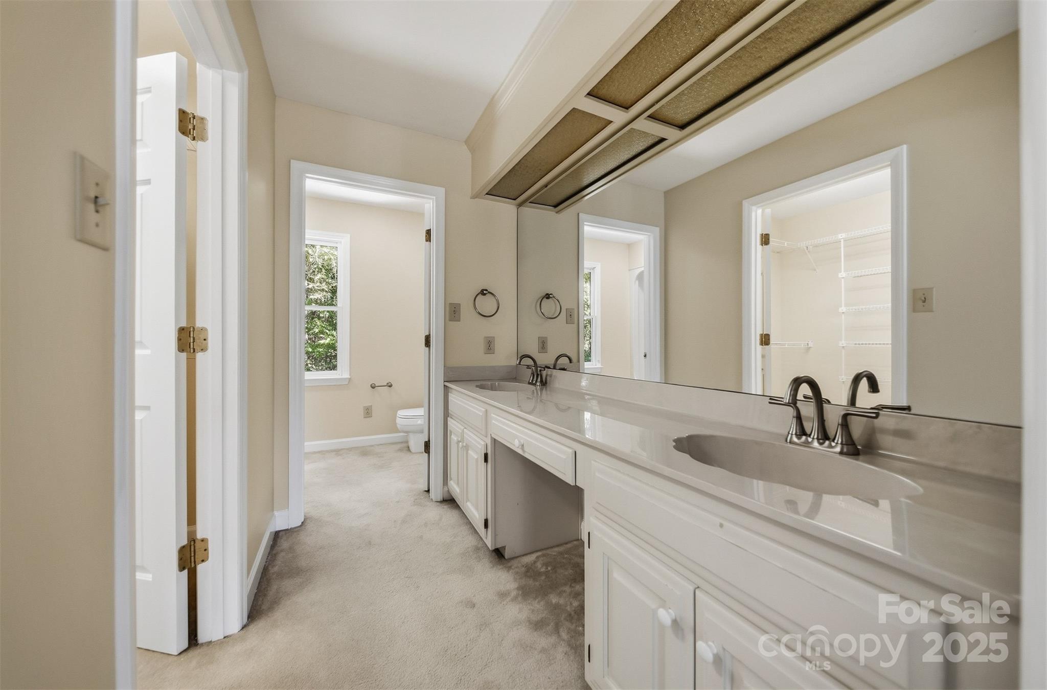 Hunters Run - Residential