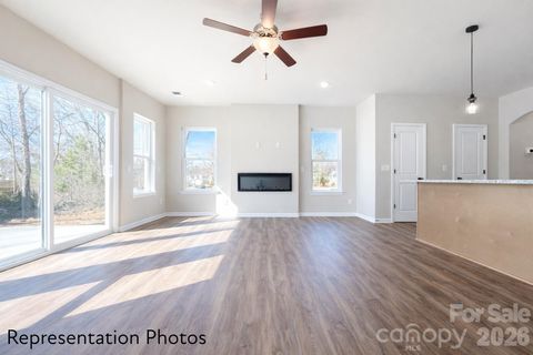 Photo of 5905 Wallace Avenue, Charlotte, NC 28227 (MLS # 4345608)