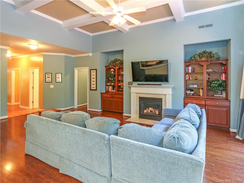 Lynnwood Farms - Residential