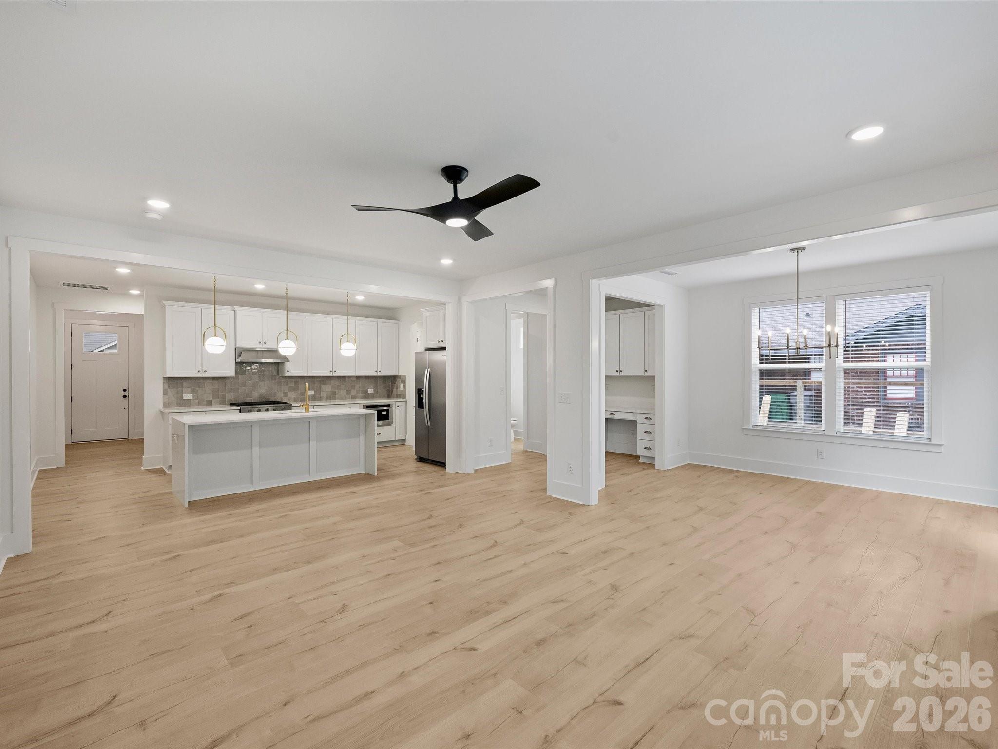 1125 E 35th Street