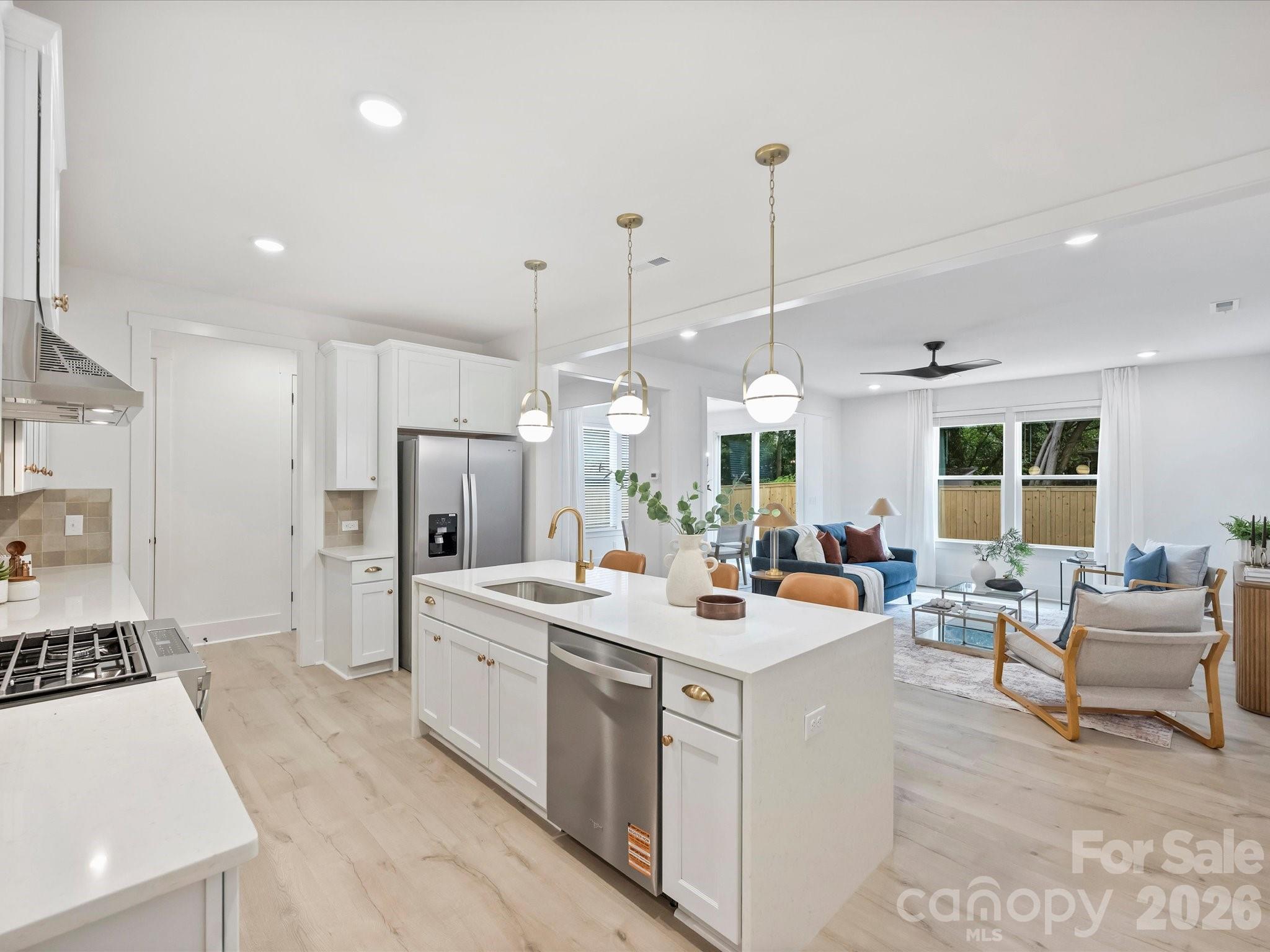 1125 E 35th Street