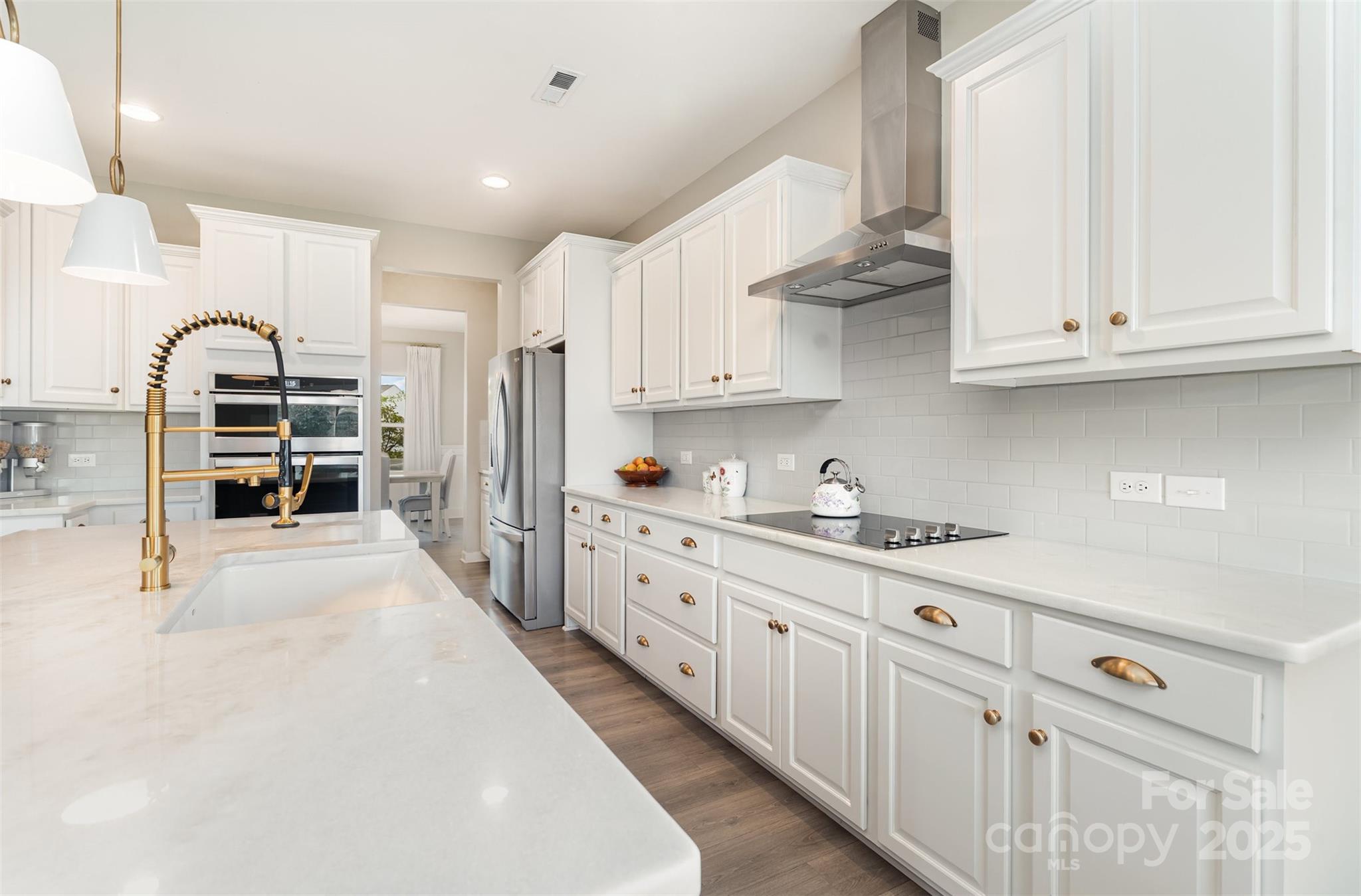6033 Santee River Way