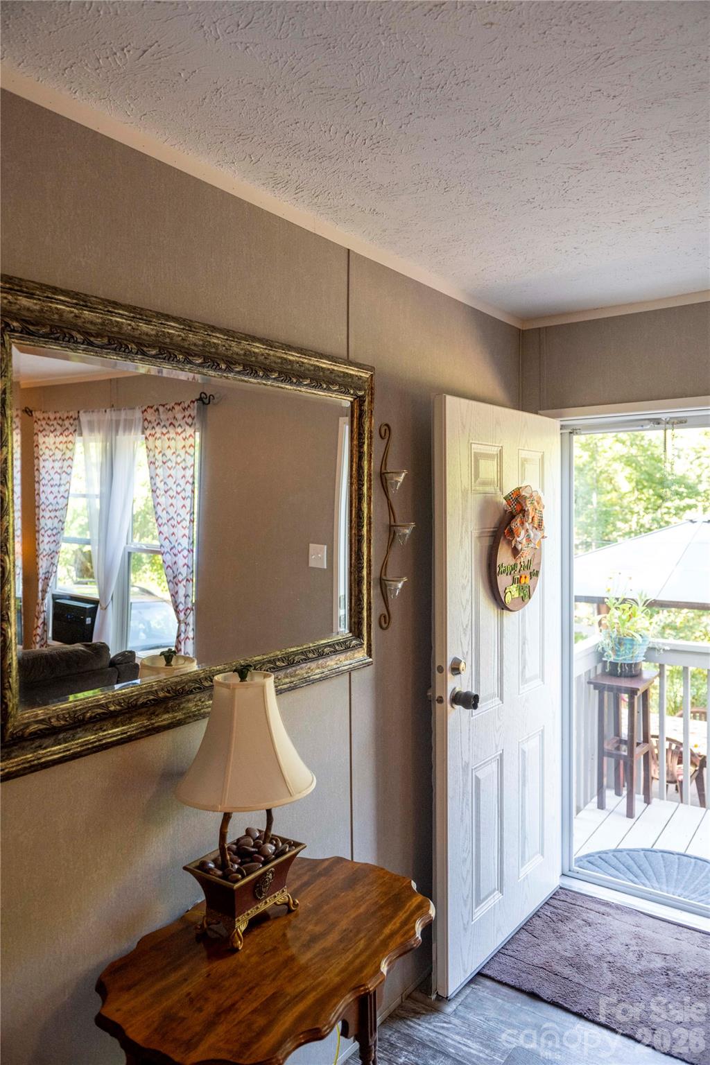30 & 32 W Skyland Circle