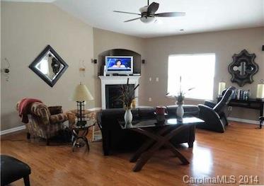 Oakhurst - Residential Lease