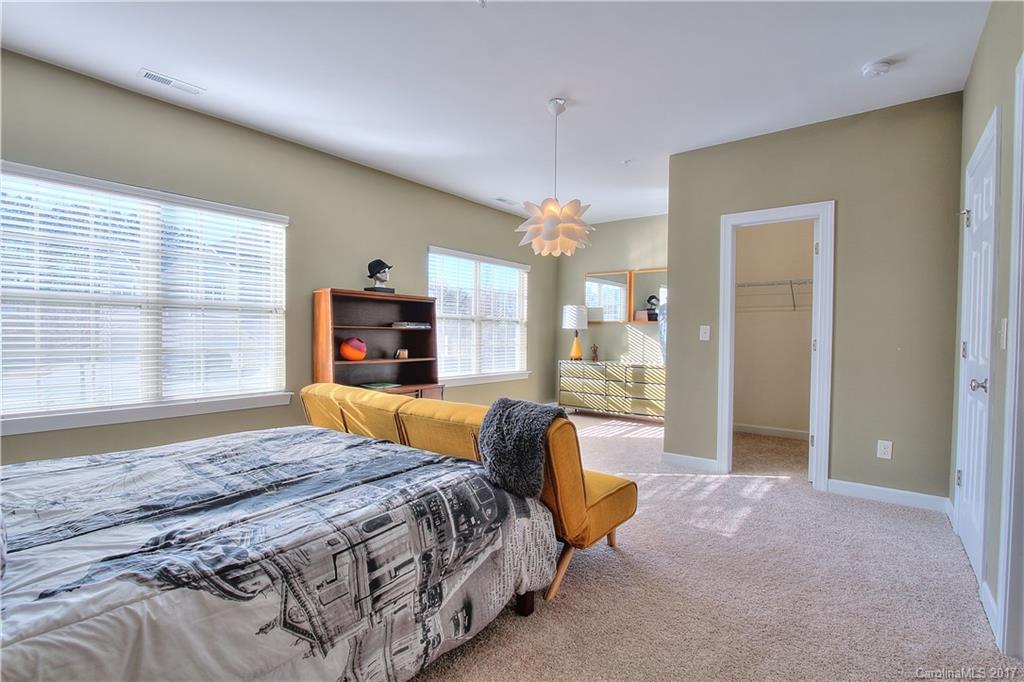 Riviera - Residential