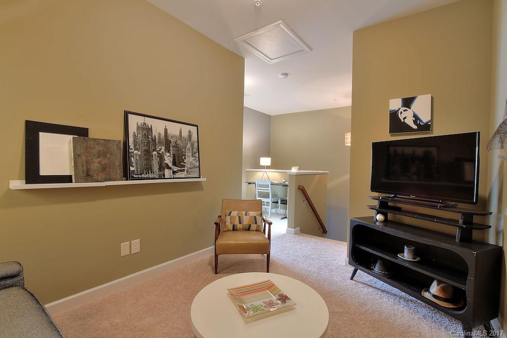 Riviera - Residential