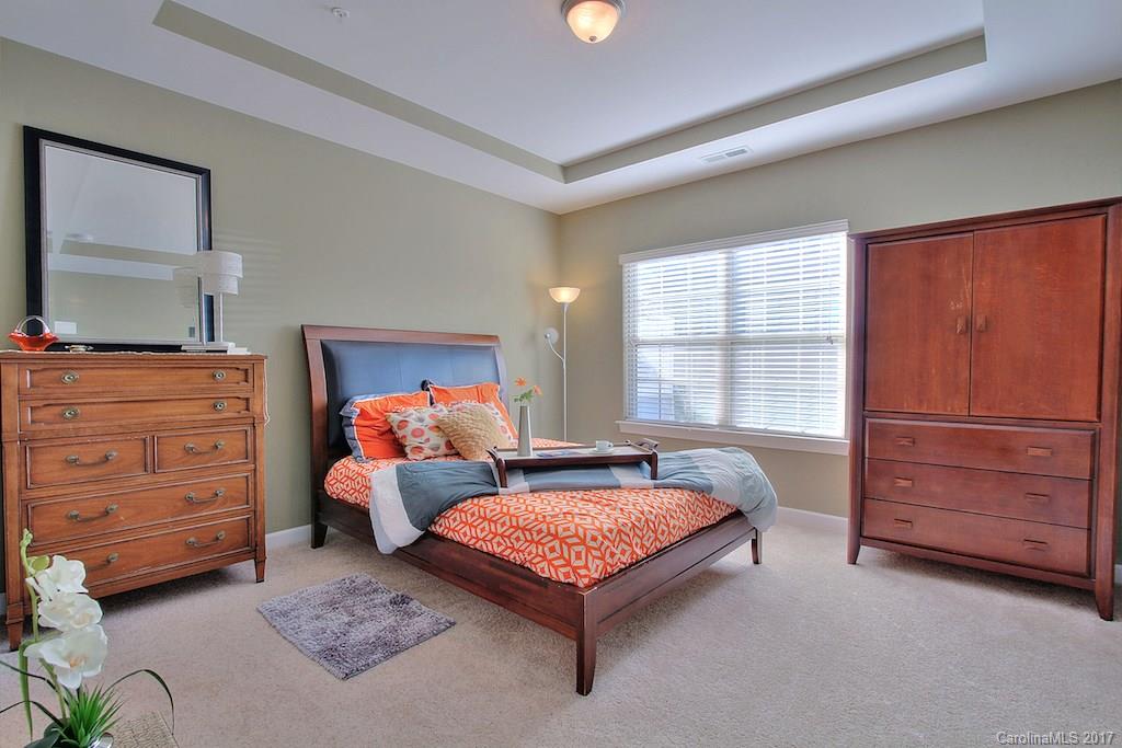 Riviera - Residential