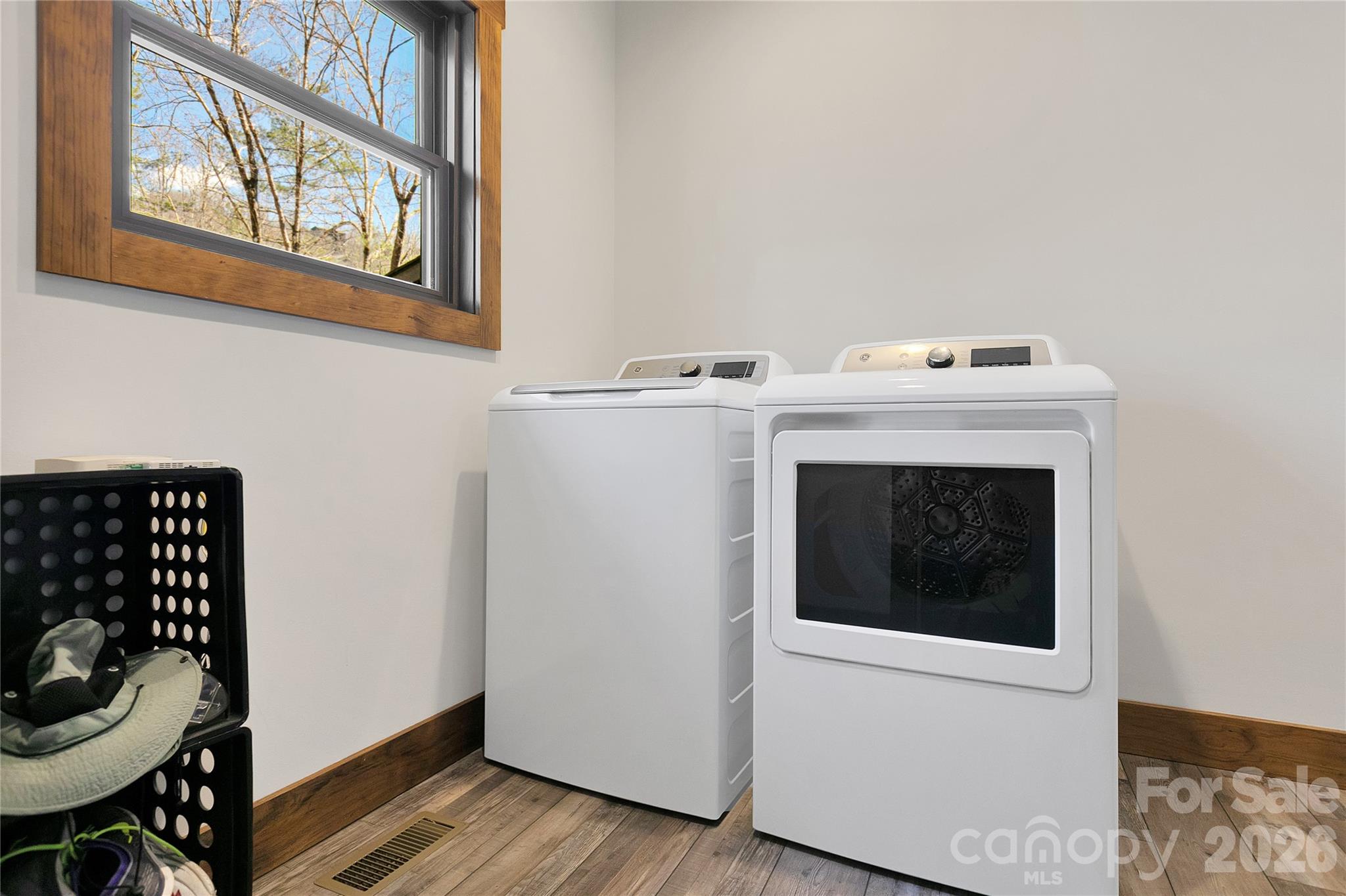 Connestee Falls - Residential