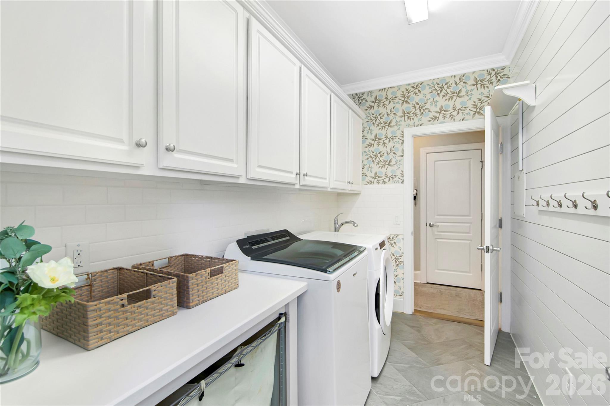 The Chimneys Of Marvin - Residential