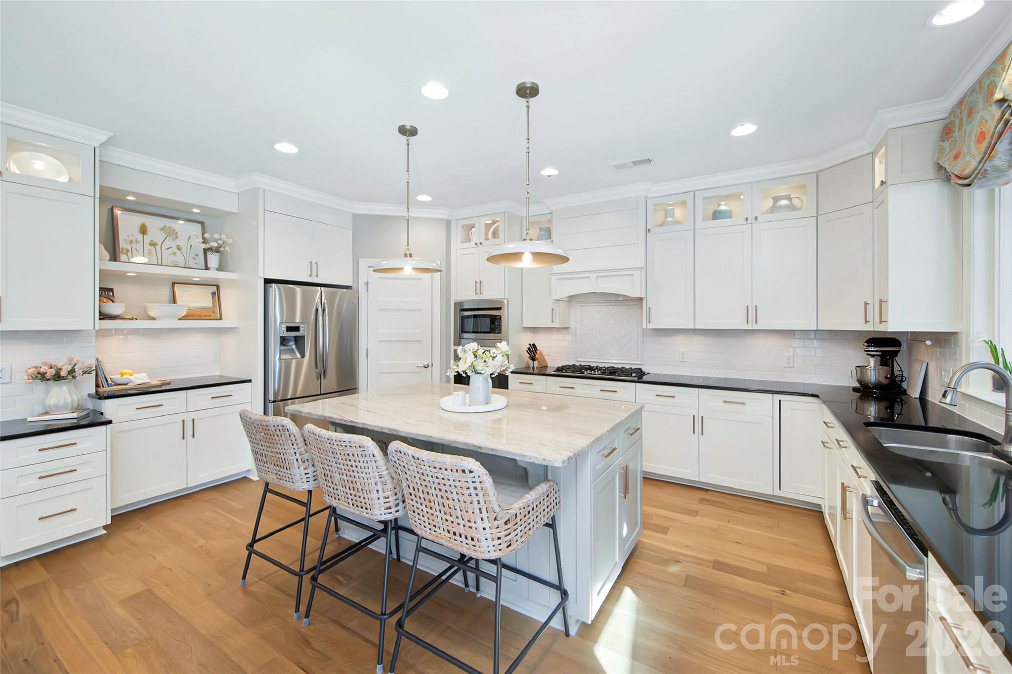 The Chimneys Of Marvin - Residential