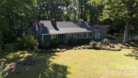 Photo of 70 Fox Mountain Road, Columbus, NC 28722 (MLS # 4421063)