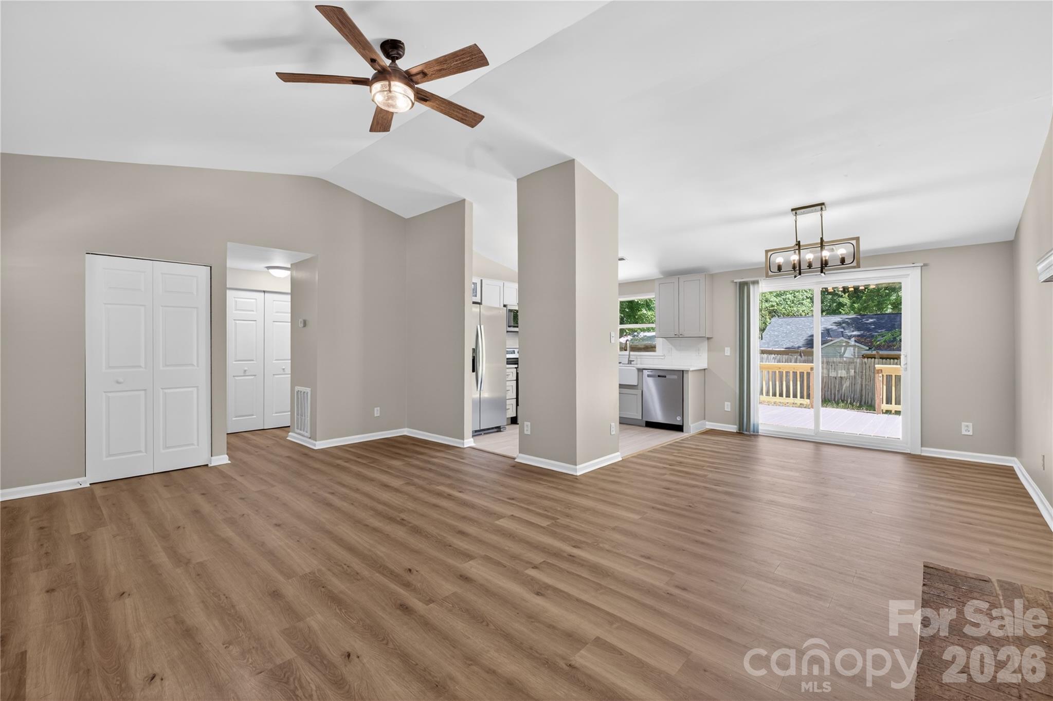 5911 Morninglow Court