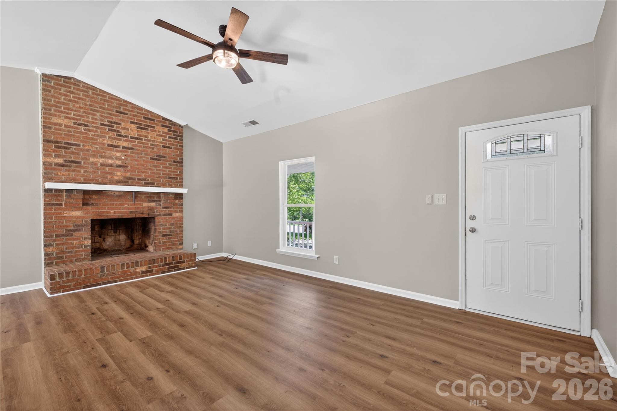 5911 Morninglow Court