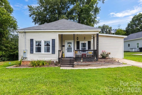 Photo of 108 Richland Street, Clover, SC 29710 (MLS # 4407327)