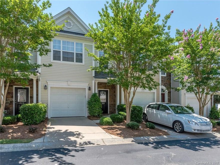 Stunning, well maintained, 2BR, 2.5 Bath Townhouse in Waterstone with 1-car garage! Great location, convenient to shopping, dining and I-77 in Fort Mill. Excellent schools and low SC taxes! Main level has a nice open floor plan with rich hardwood floors and crown moulding. Kitchen boasts SS appliances, granite counter tops, tile backsplash & beautiful cabinetry! The master bedroom offers a spacious walk-in closet and bathroom with garden tub, separate shower and dual vanity!