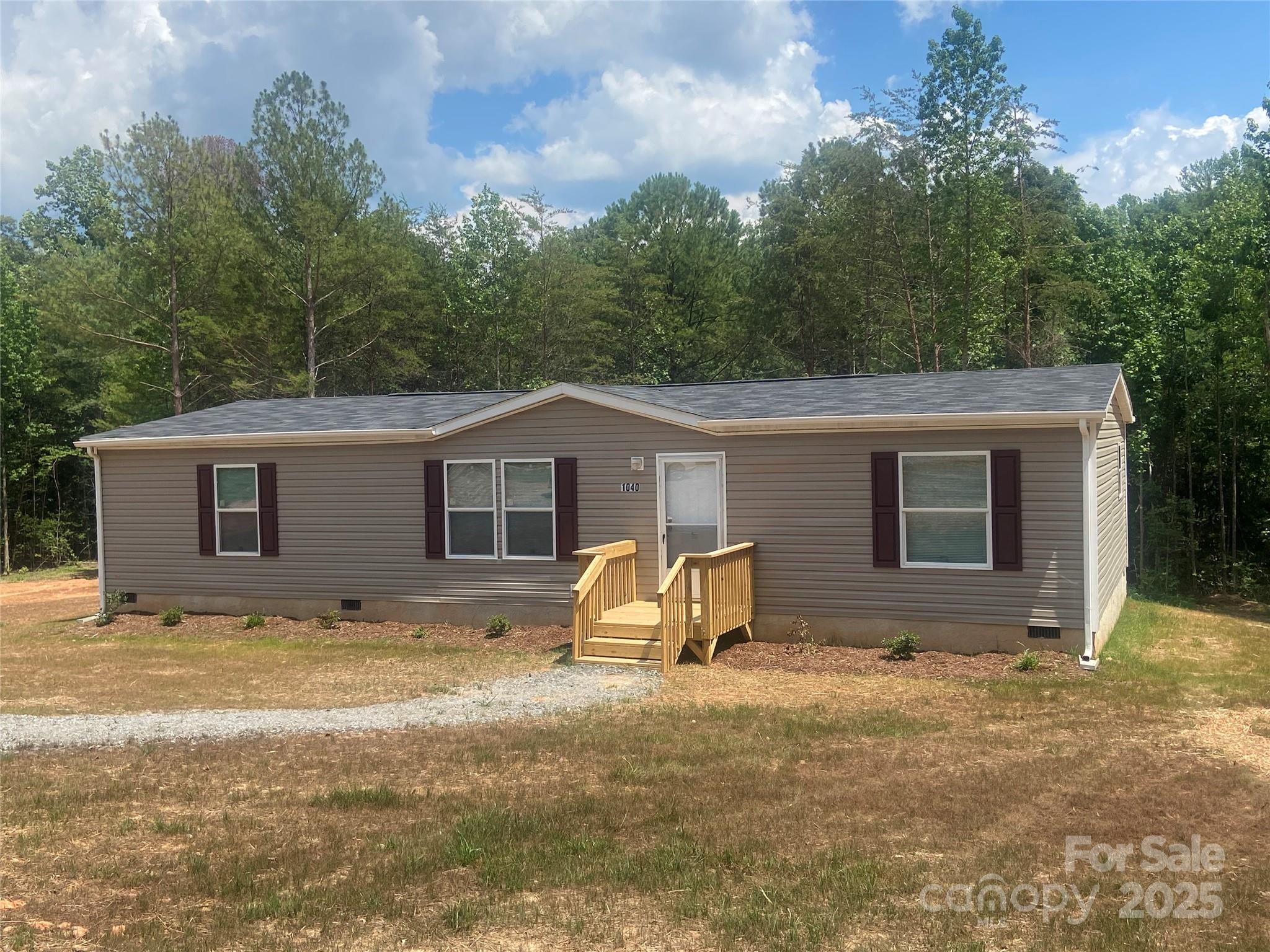 1040 Benfield Woods