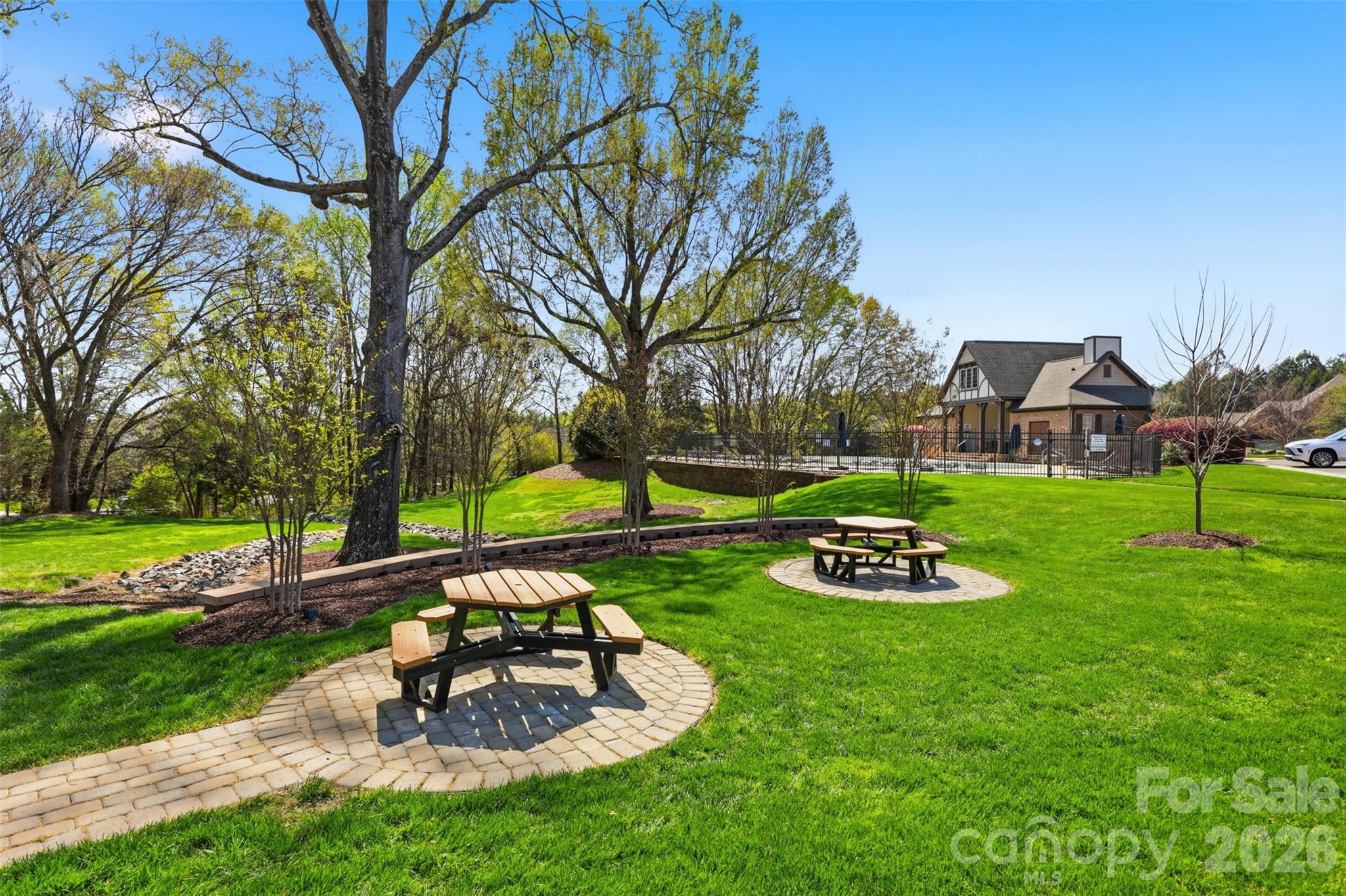 Barber Rock - Residential