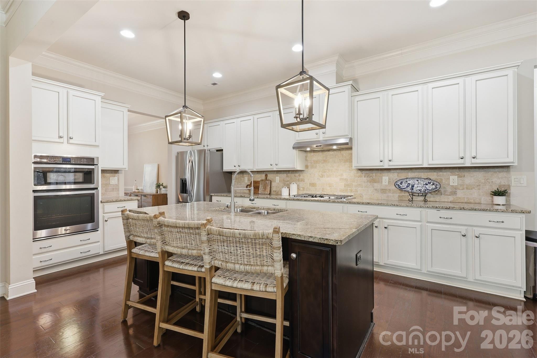 2033 Barber Rock Boulevard