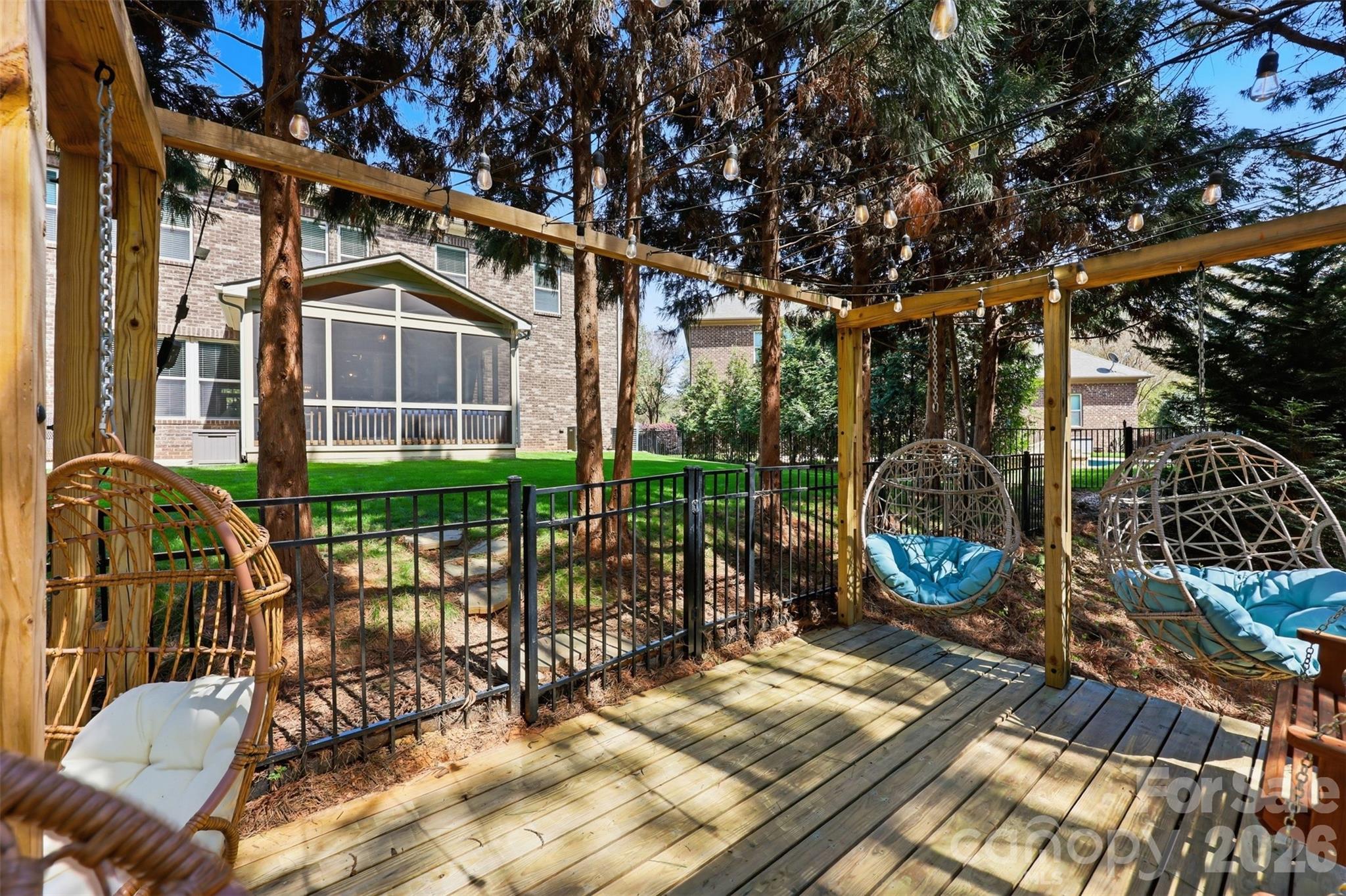 2033 Barber Rock Boulevard