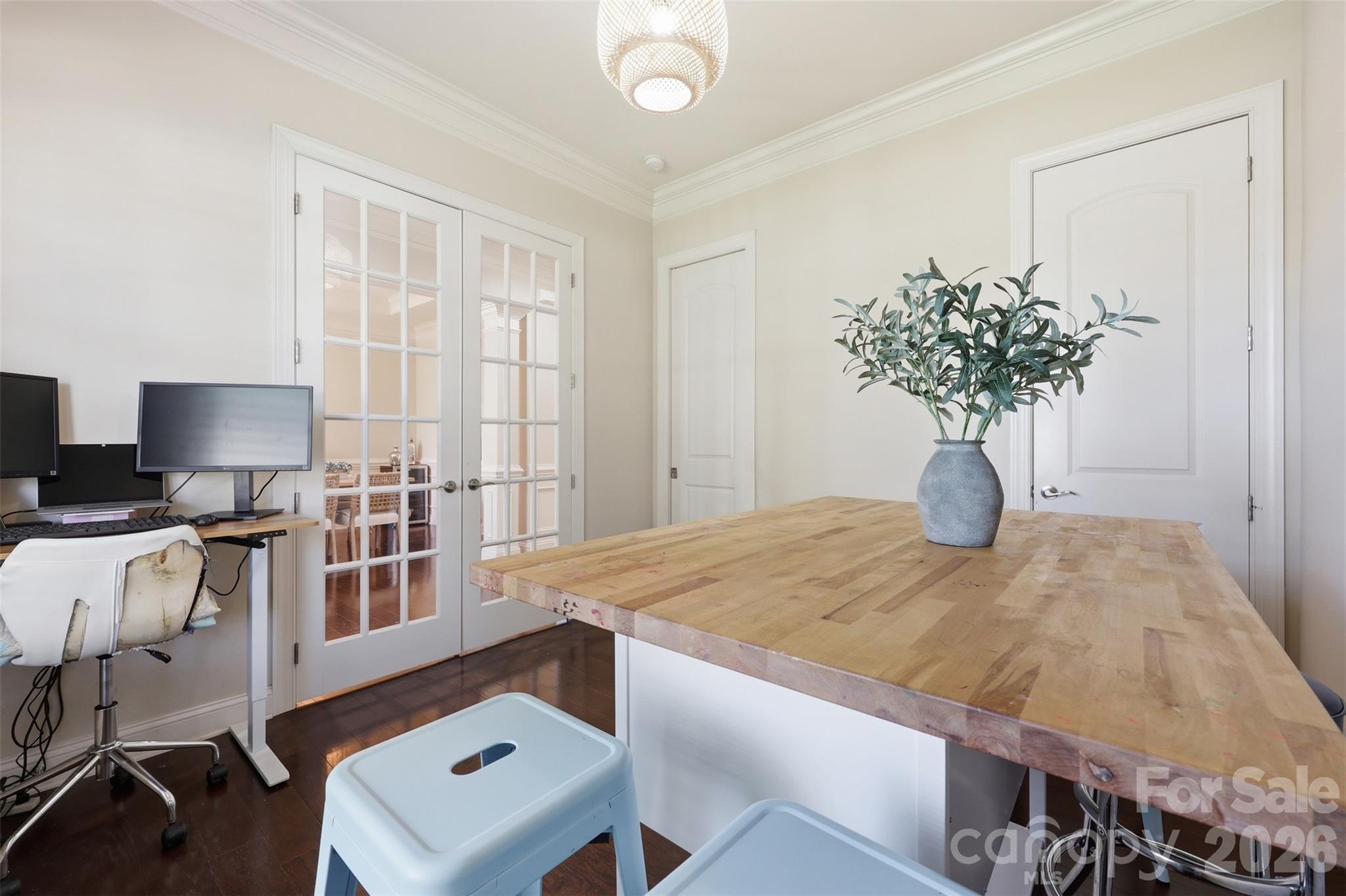 Barber Rock - Residential