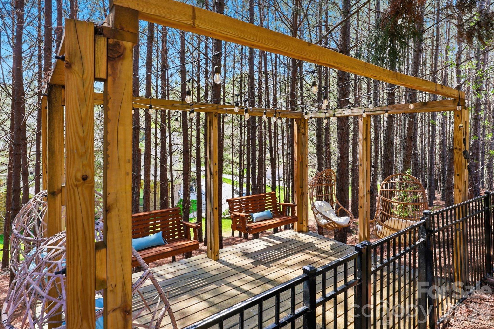 Barber Rock - Residential