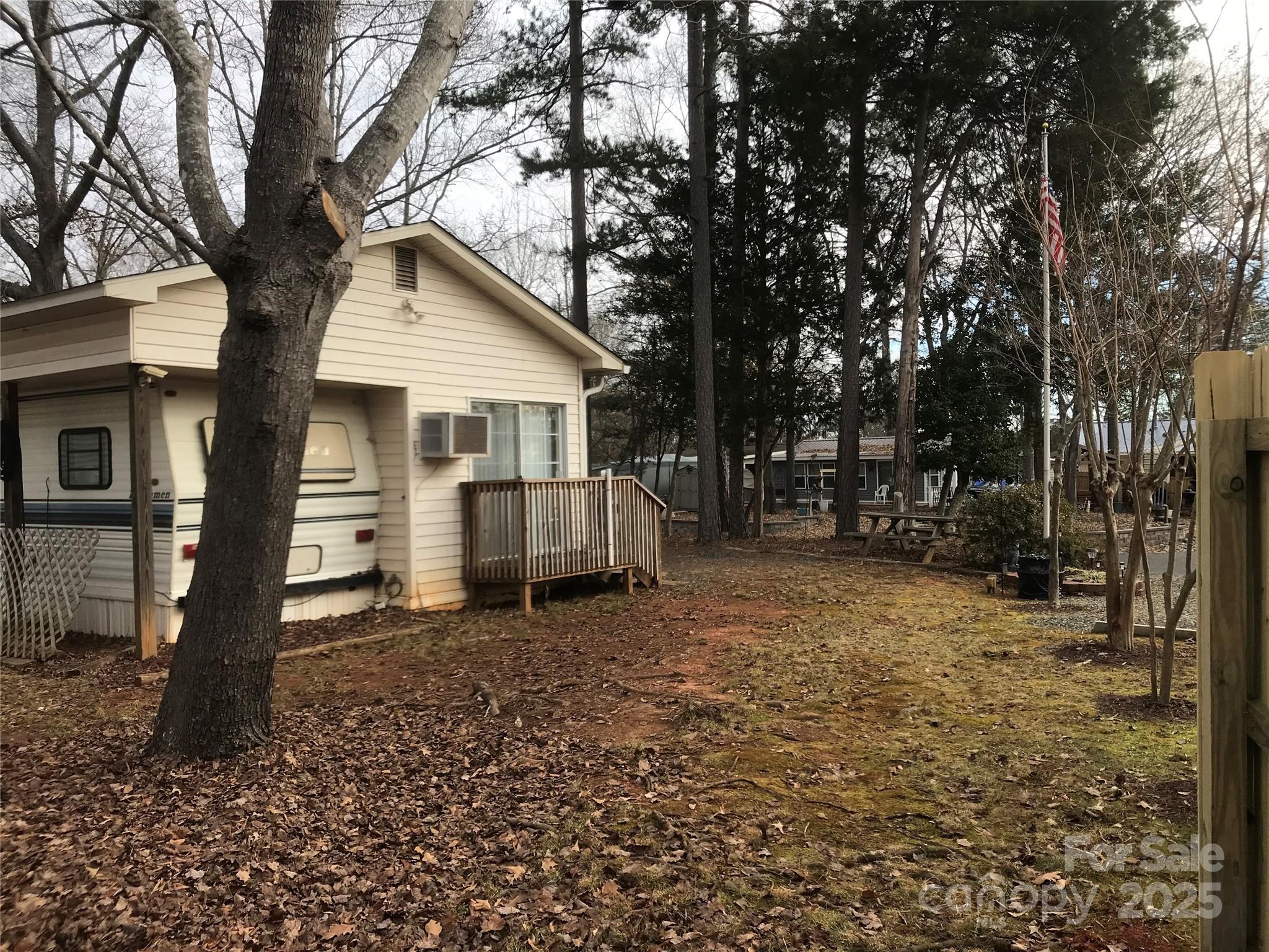 Twin Harbor - Residential