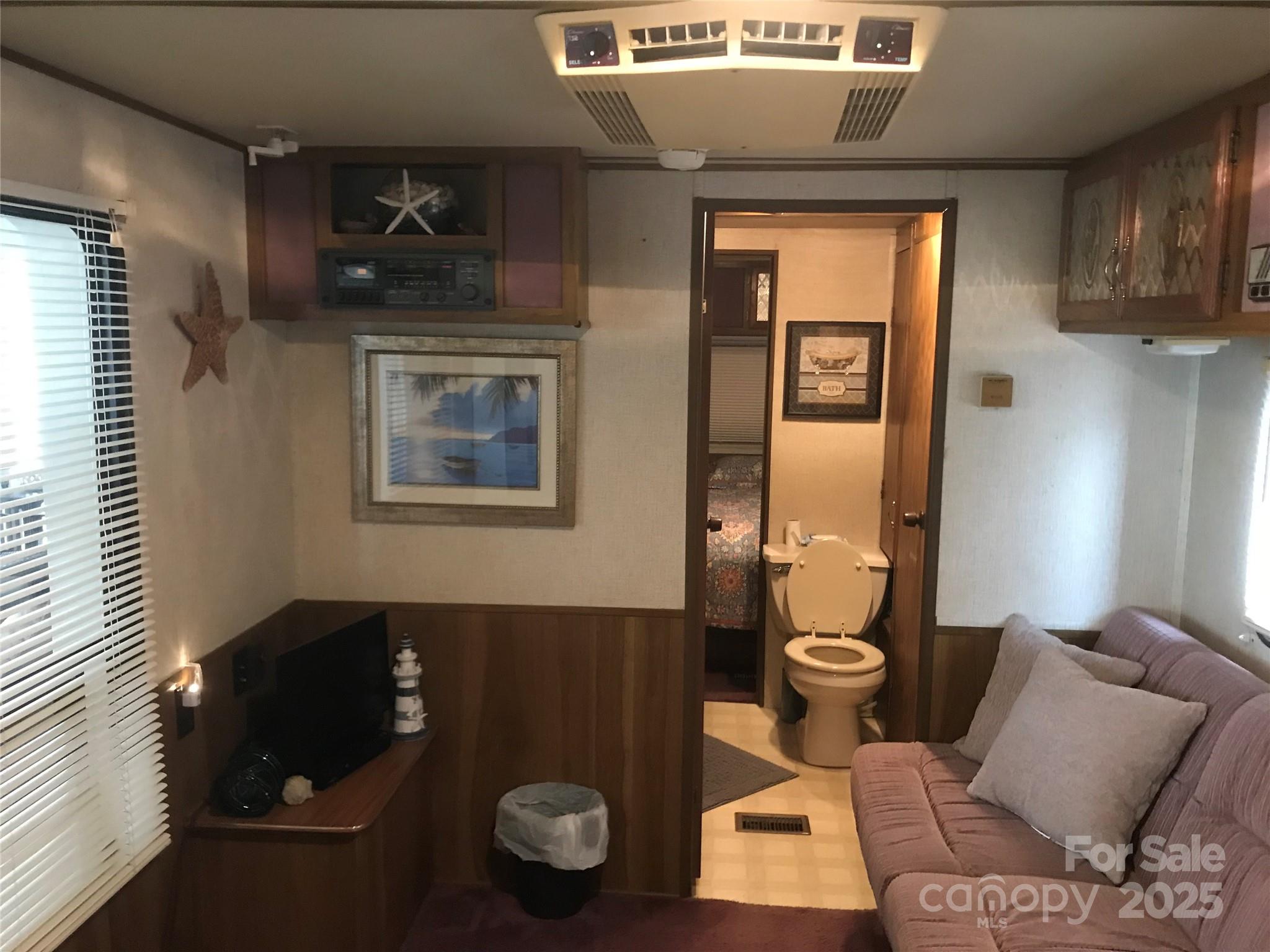 Twin Harbor - Residential