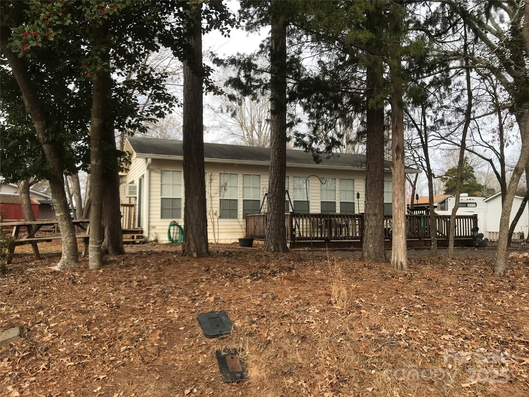 Twin Harbor - Residential