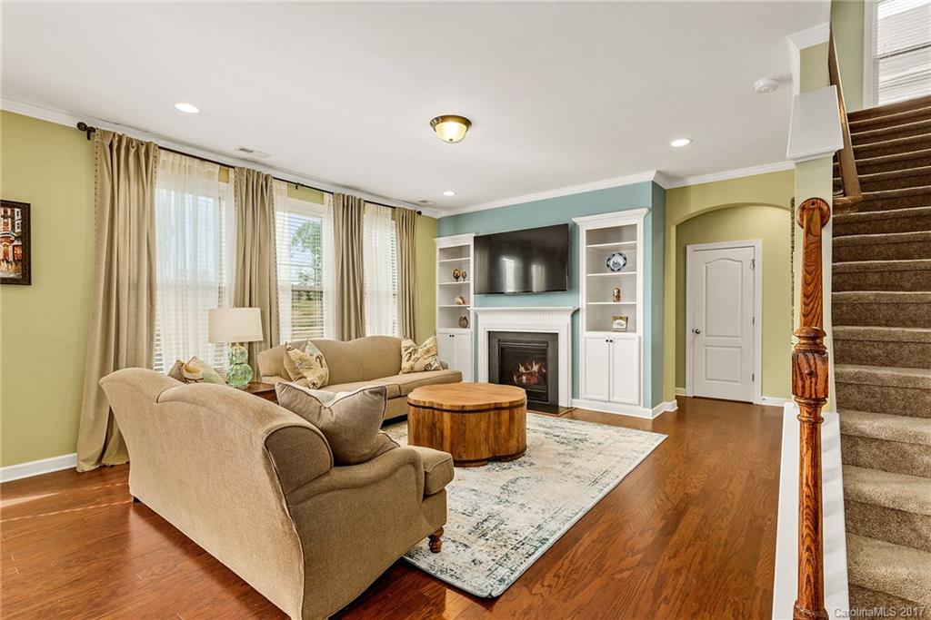 Riverchase - Residential