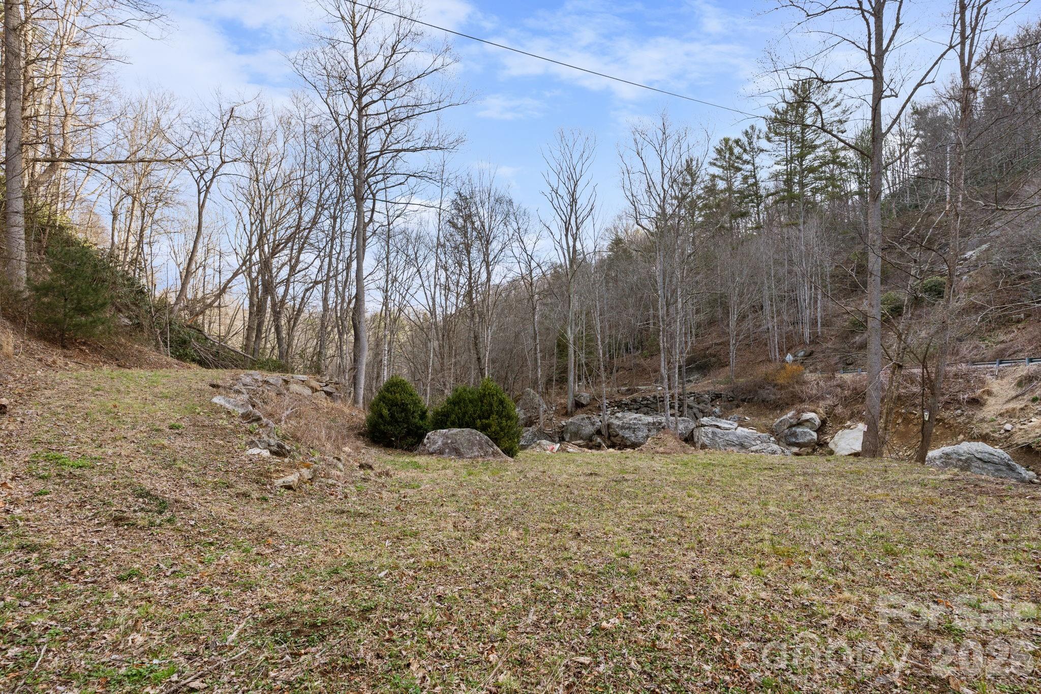 River Mountain - Land