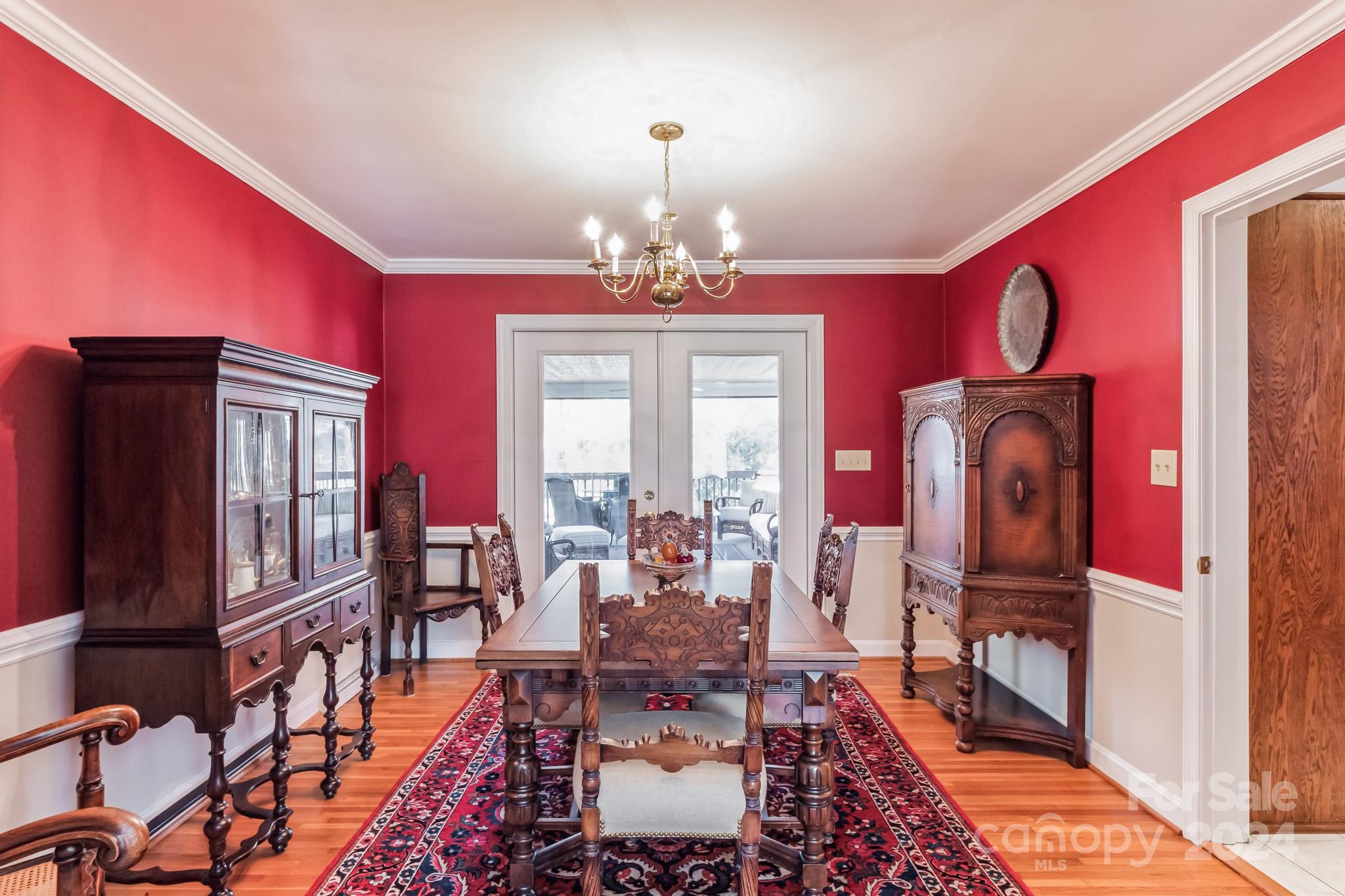 Governors Square - Residential