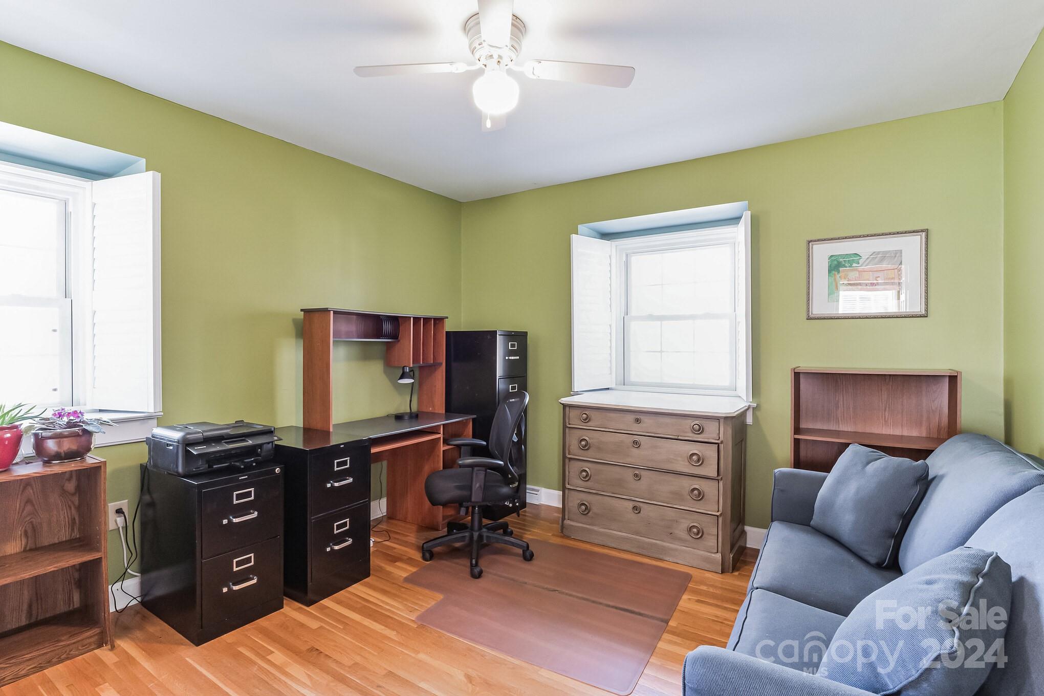 Governors Square - Residential