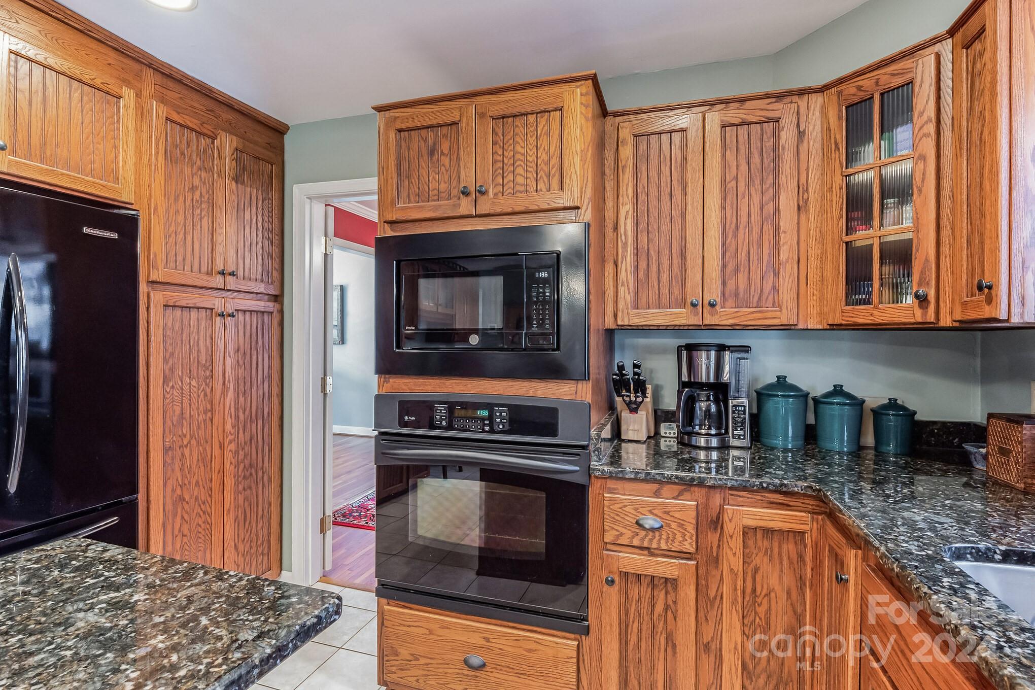 Governors Square - Residential