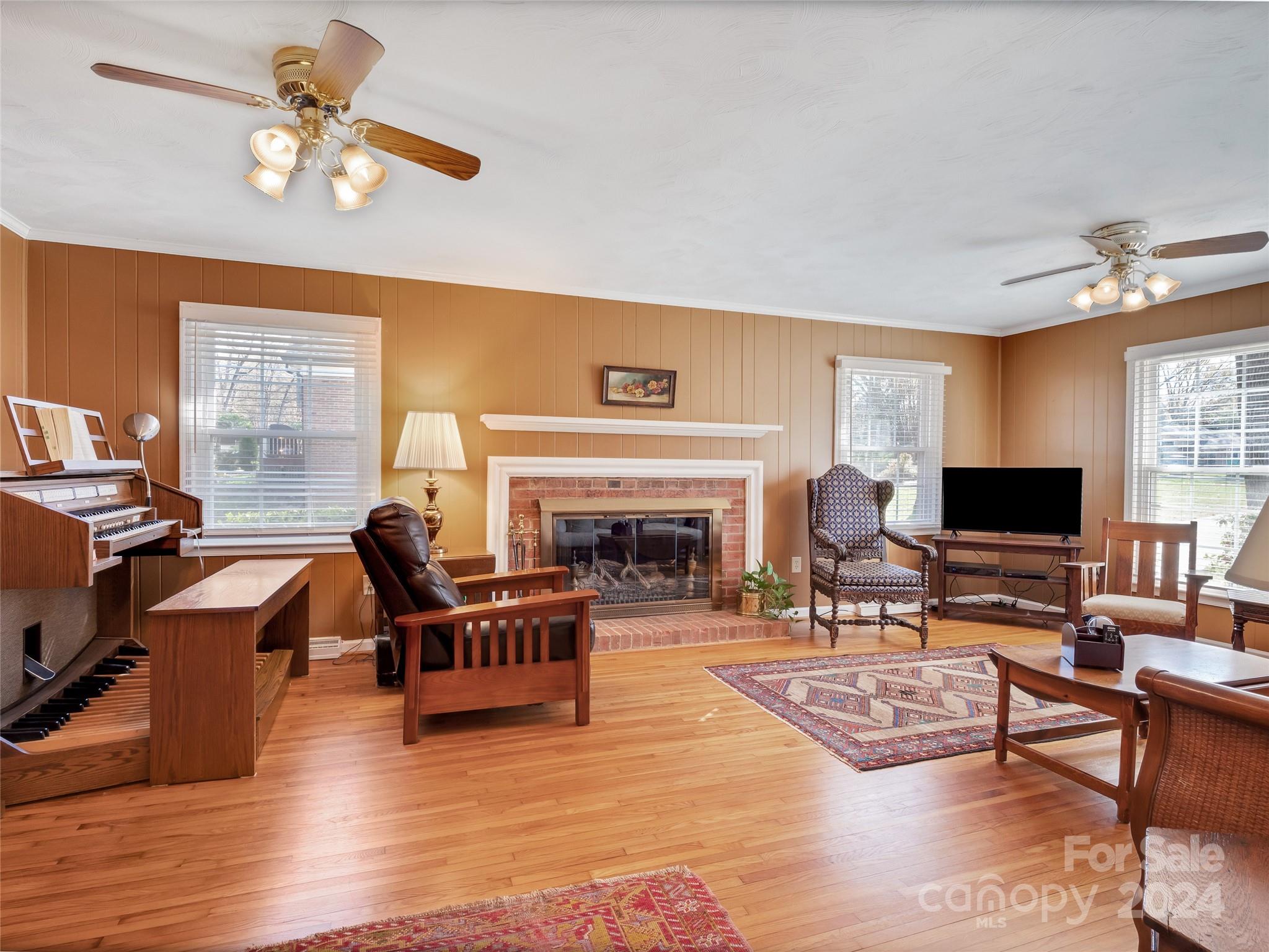 Governors Square - Residential