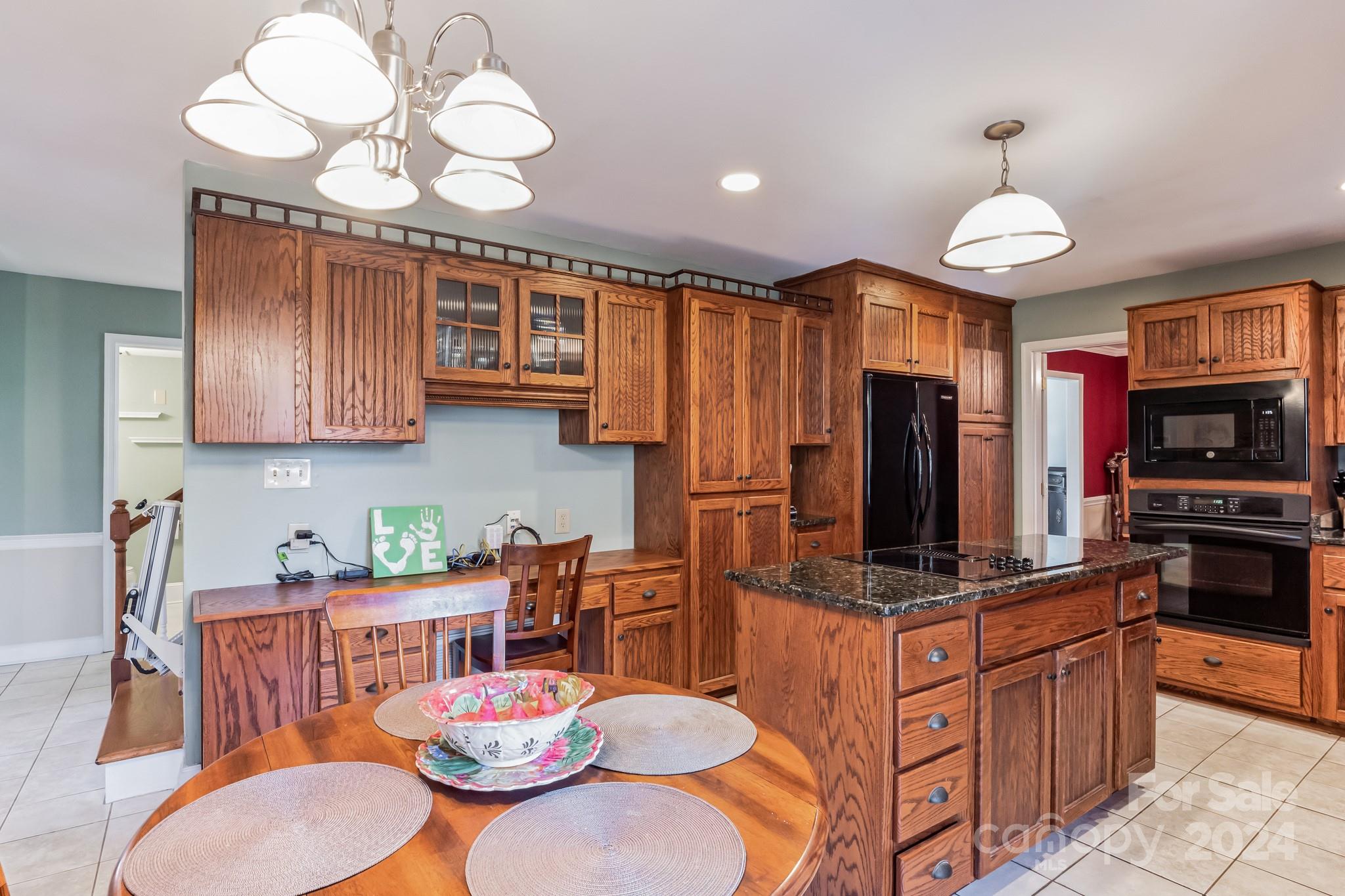 Governors Square - Residential