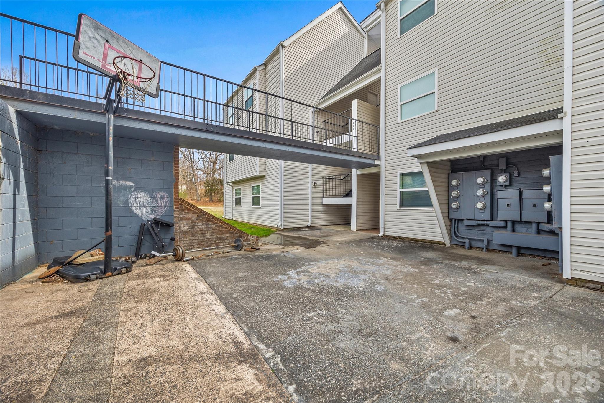 Pawtuckett on The Green - Residential