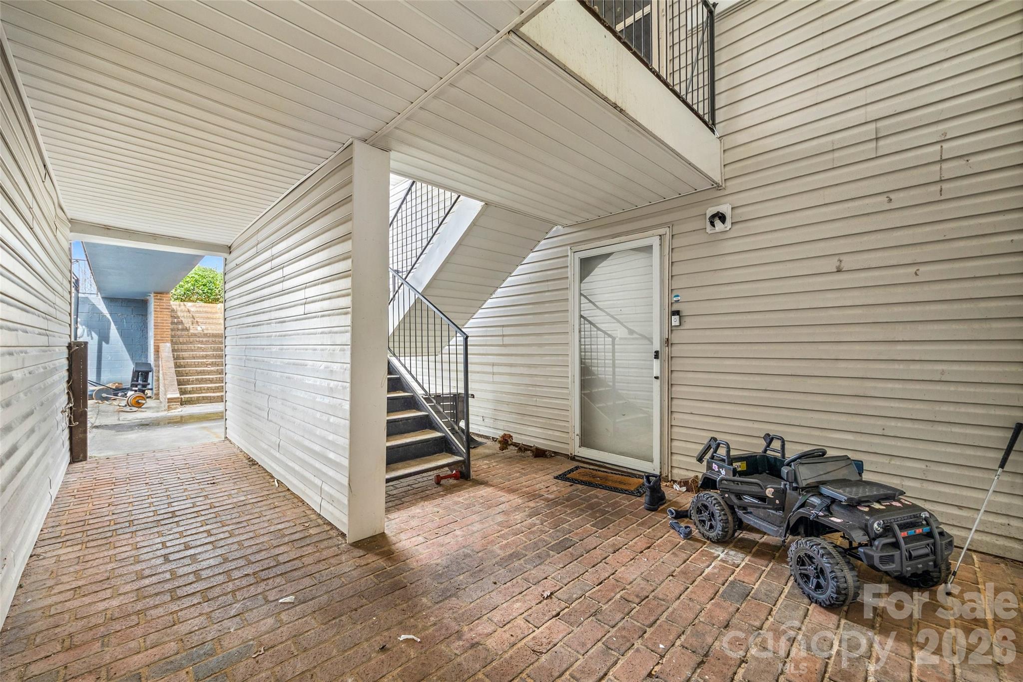 Pawtuckett on The Green - Residential