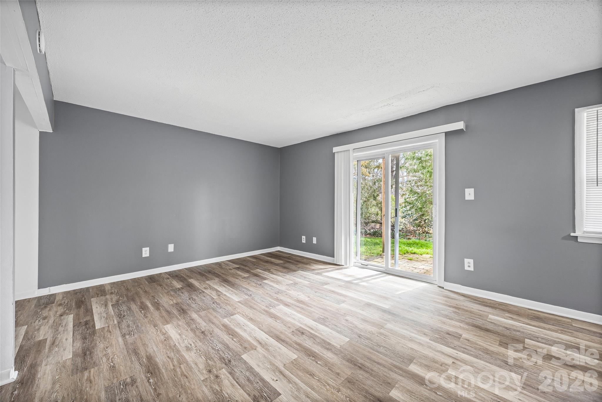 Pawtuckett on The Green - Residential