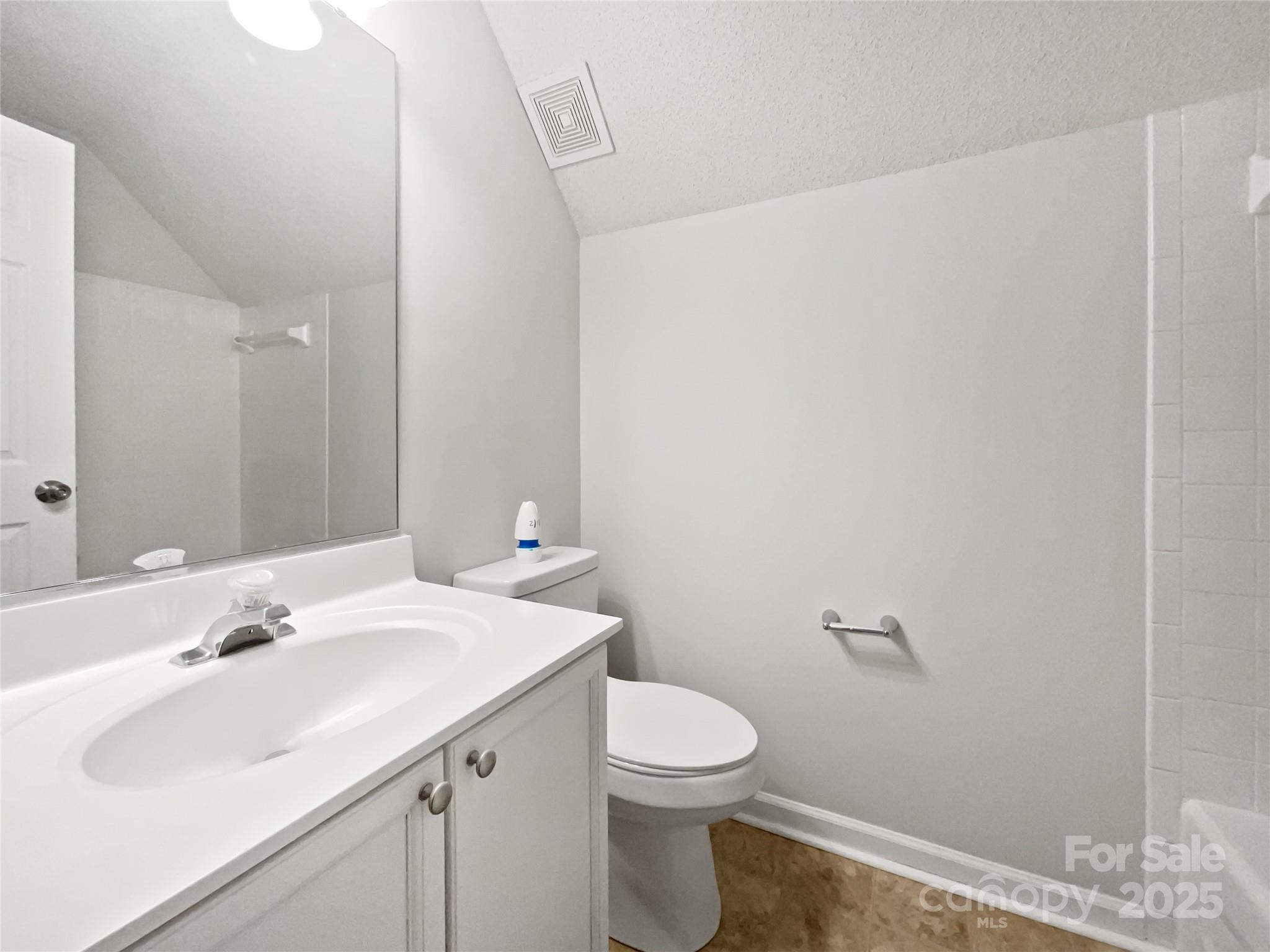 Hollythorn - Residential