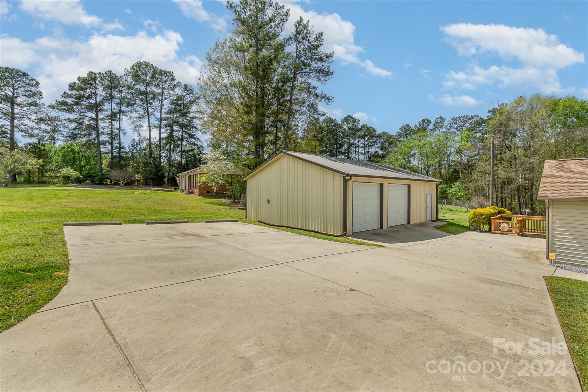 Pine Brook - Residential