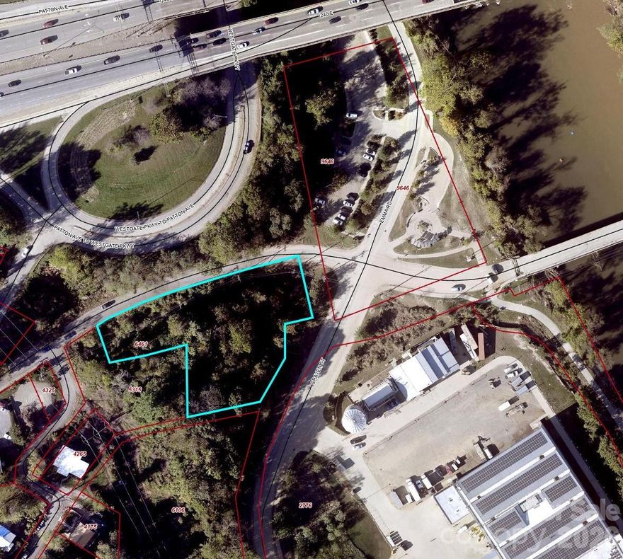 Development Opportunity near the River Arts District.  0.95/ac Vacant Lot at Hazel Mill Rd & Craven Street.  Excellent Multi-Family Site, Office, Retail, etc... Zoned RAD-NT in the City of Asheville.  Public Sewer Line crosses the property.