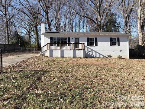 Photo of 2567 Bob White Lane, Gastonia, NC 28056 (MLS # 4387733)