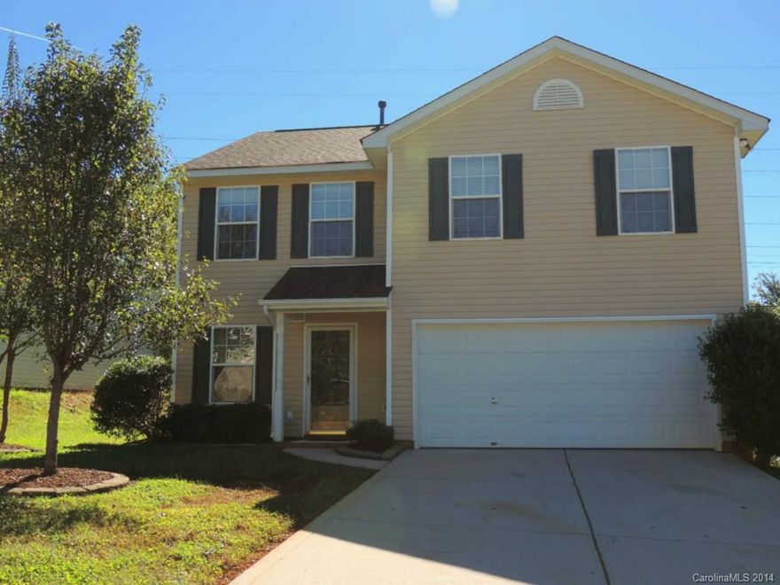 OH MY!!Take a Look @ This Completely Remodeled Home in Fantastic Location on Fenced Lot!Backs up to Green Space.NO Homes Directly Behind!4Bds/2.1Bths.Remodeled Kit w/Granite,Brand New Stnls Steel Appl,New Disposal,New Window Over Sink for Added Sunlite,Fresh Paint Thruout,Lge Mster Ste w/Lg Walk-in,Mstr Bth w/Dual Sinks,Gdn Tub & Sep Stl Shw.Beautiful Wood Lam Flrs on Main,New Upg Crpt,New Lghtng,Fin Gar w/Epoxy Flr, Powerwashed.Newer Roof.Clover Schools!What More Can I Say.Bring Your Checkbook!