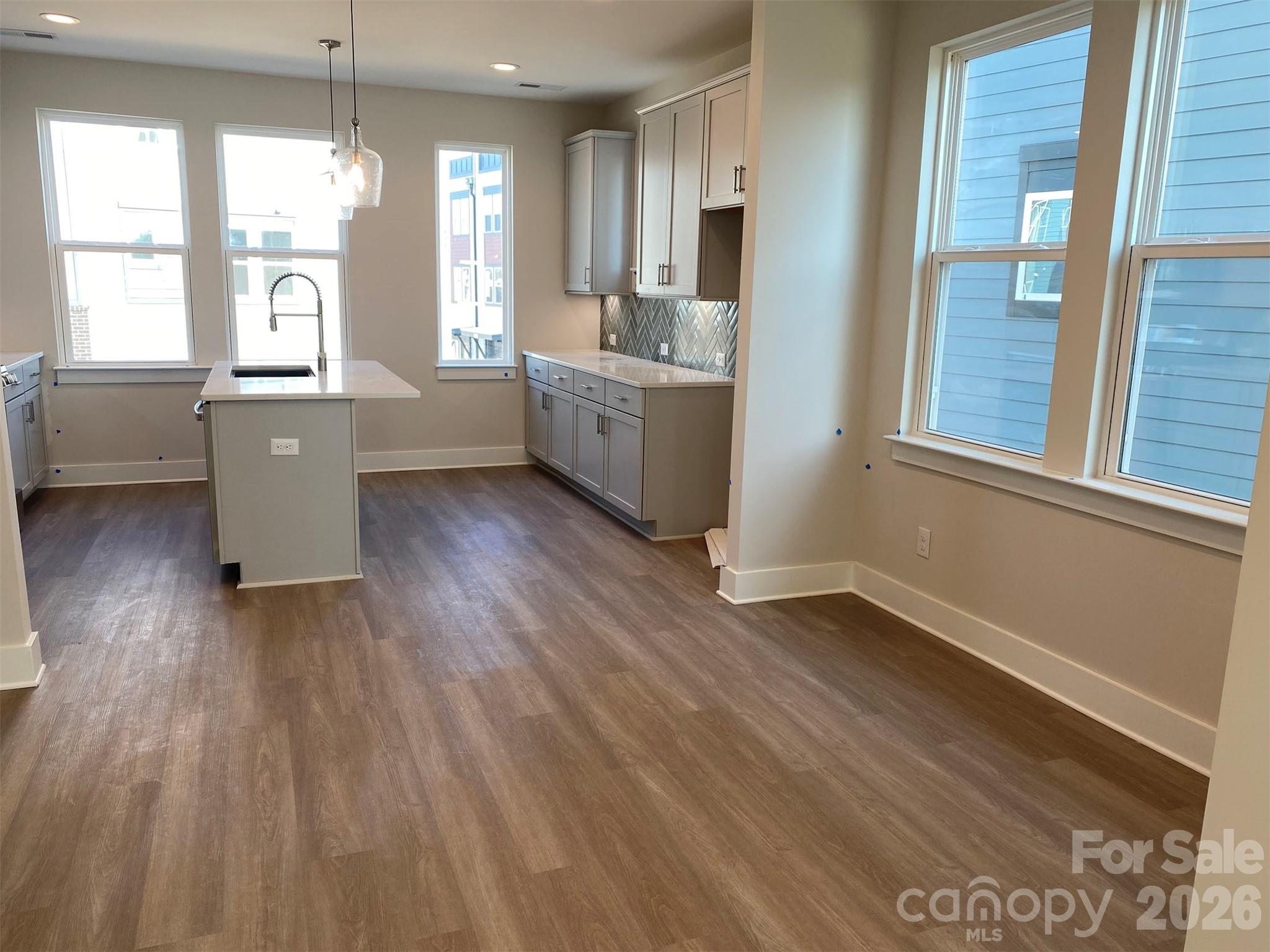 Equinox - Residential