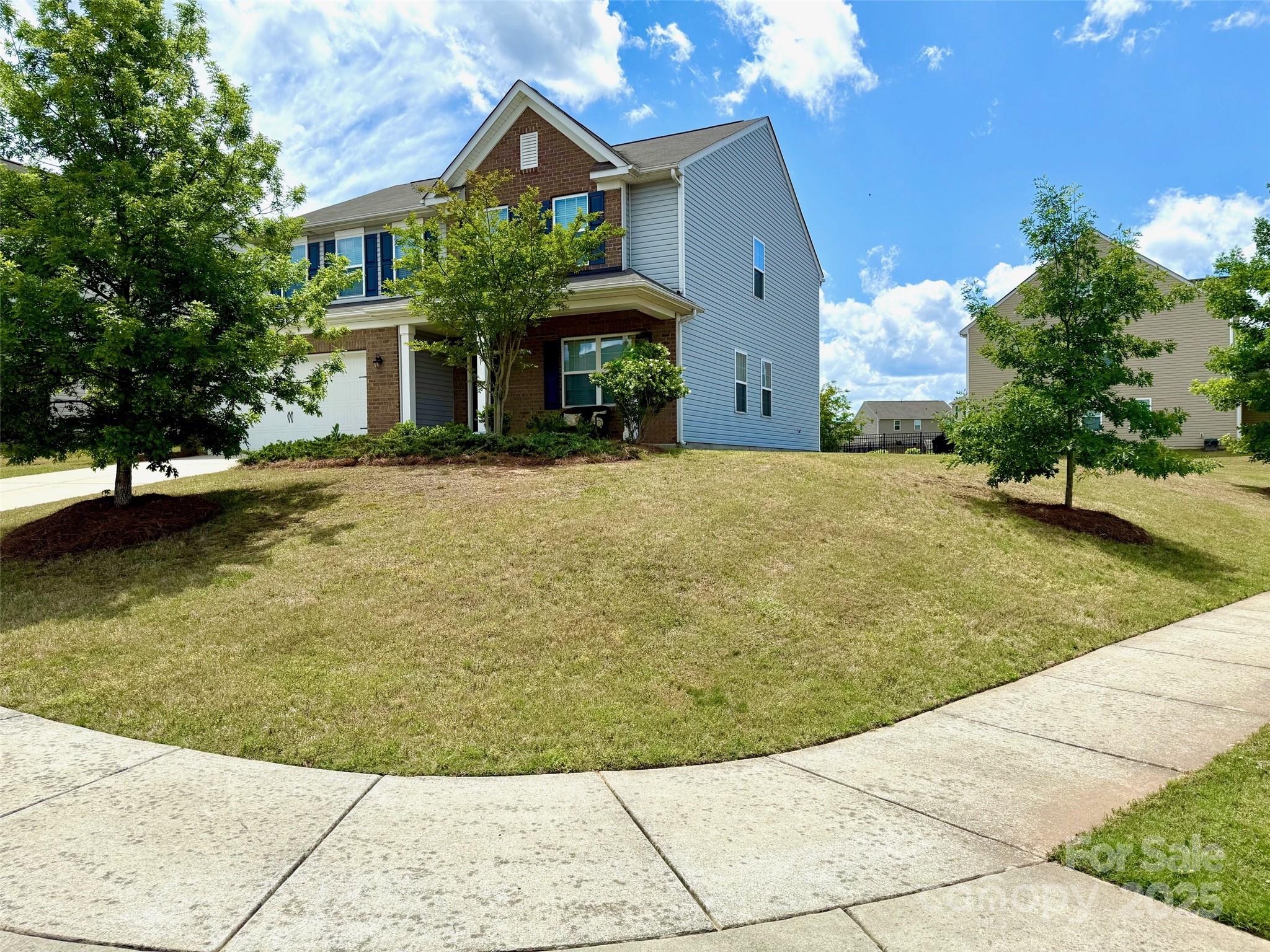 121 Mackinac Drive