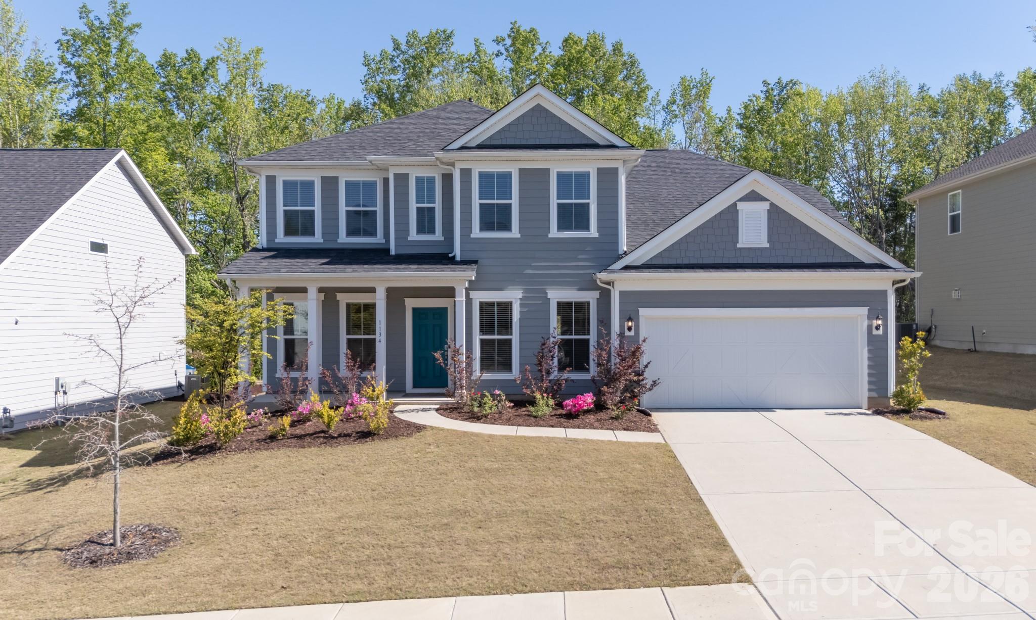 1134 Regions Boulevard