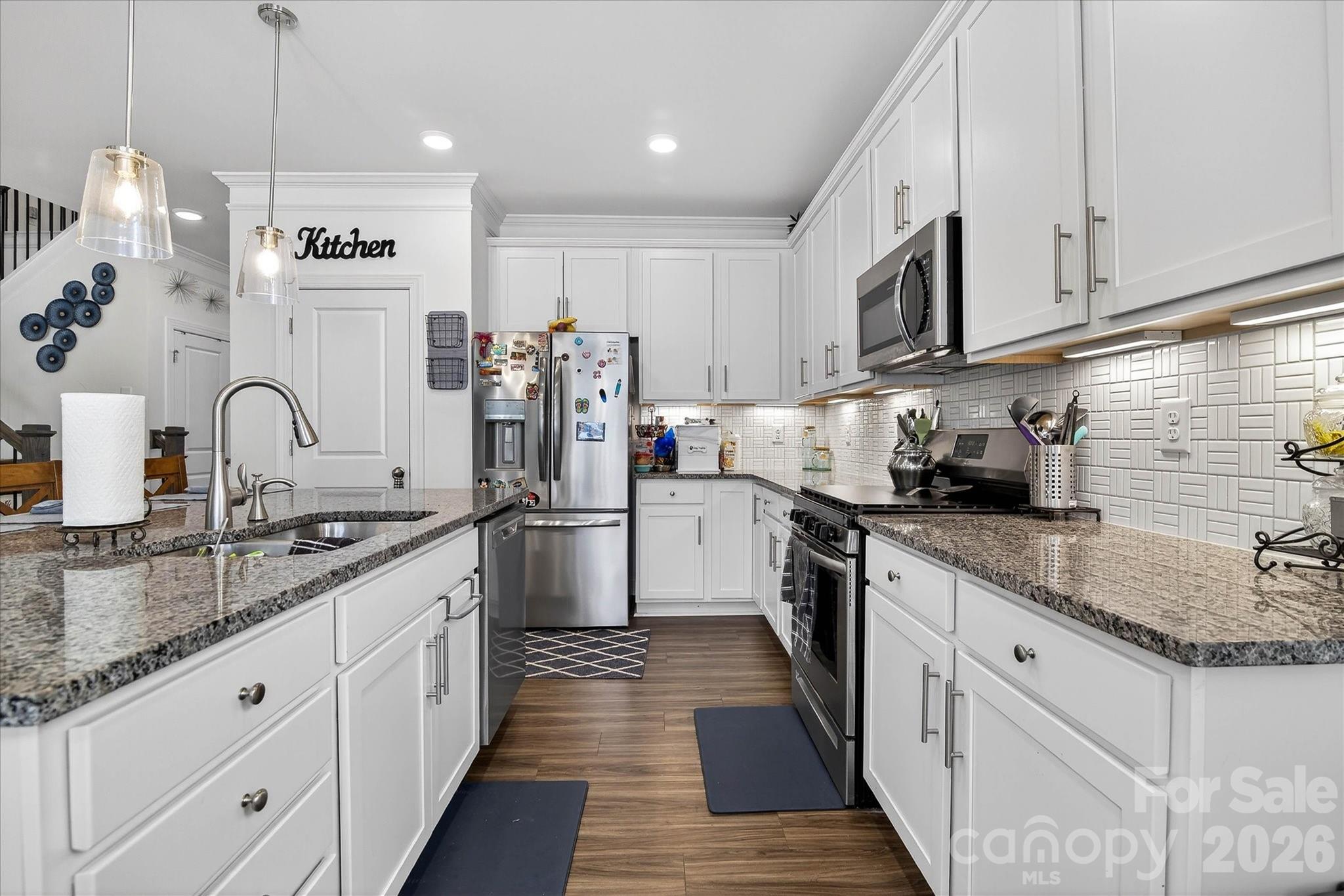 Hampton Woods - Residential